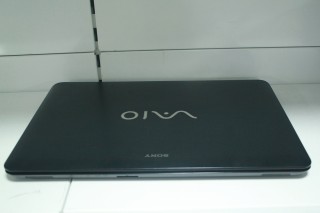 Ноутбук Sony VAIO SVF153a1yv