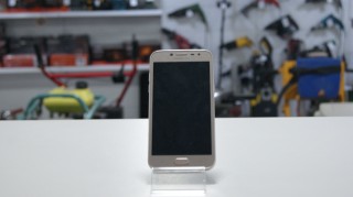 Телефон Samsung J2(2018)
